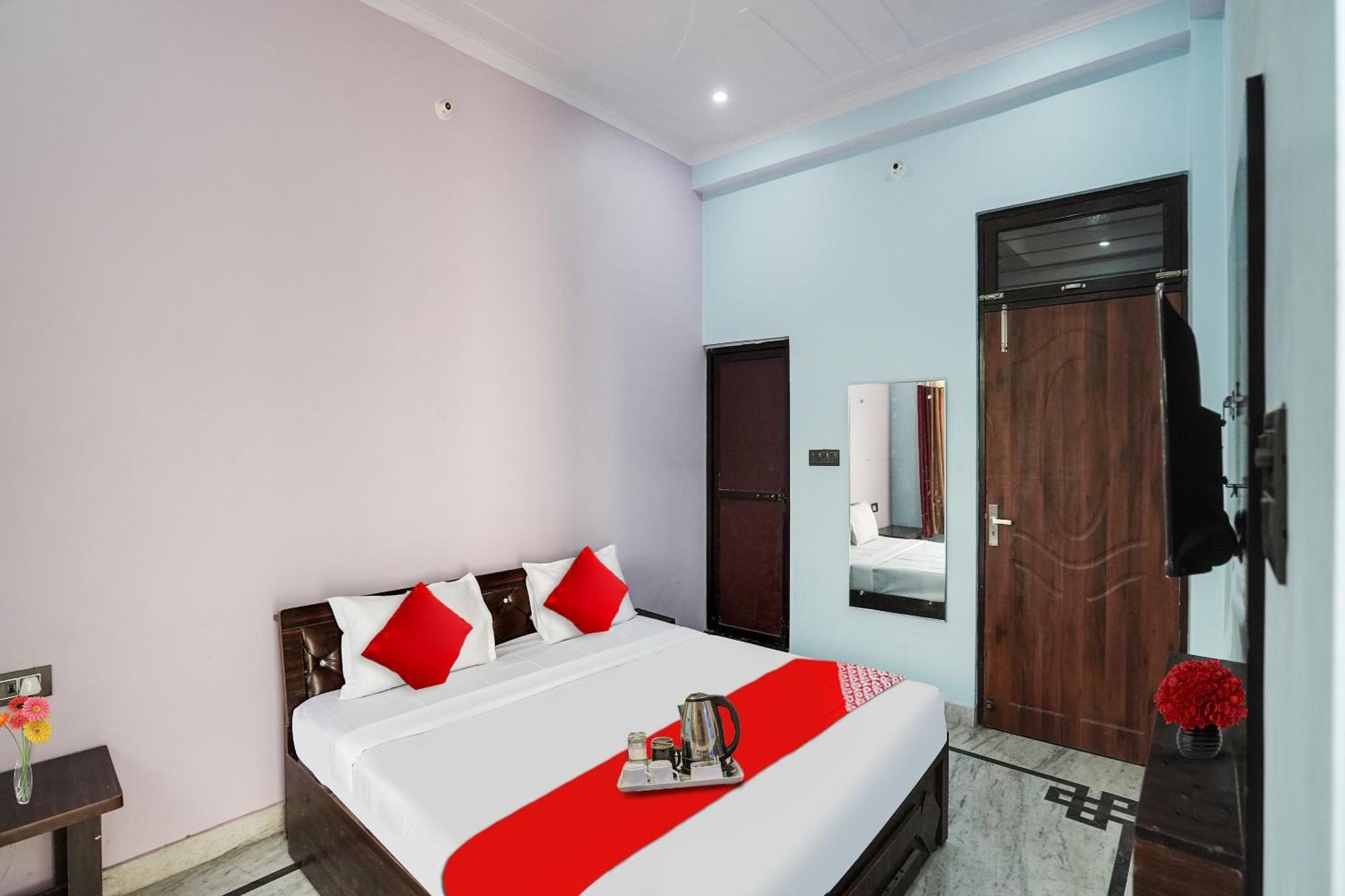 Hotel O Ayurma Inn Chinhat Eksteriør billede